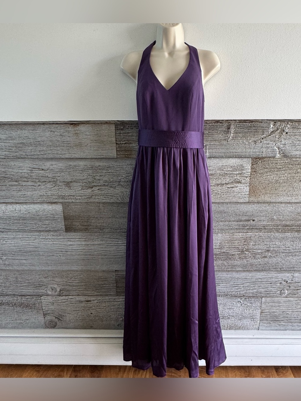 Vera Wang White Amethyst Purple Halter Bridesmaid Formal Maxi Dress Gown Size 2